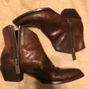 Frye Sacha Booties